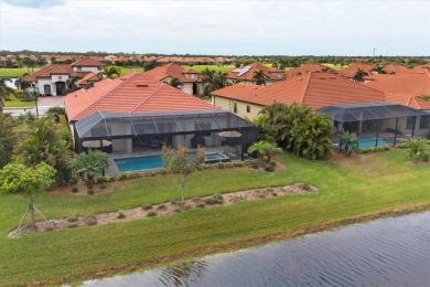 DON'T MISS OUT!  NOW IS YOUR CHANCE to purchase this SPECTACULAR on Sarasota National Golf Club in Florida - for sale on GolfHomes.com, golf home, golf lot