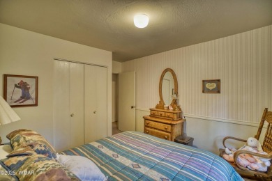 GREAT LOCATION - FAIRWAY CABIN!  Nestled on a quiet cul-de-sac on Pinetop Lakes Country Club in Arizona - for sale on GolfHomes.com, golf home, golf lot