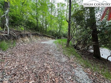 Located in Linville Land Harbor off Laurel Hills Road. This one on Land Harbor Golf Course in North Carolina - for sale on GolfHomes.com, golf home, golf lot