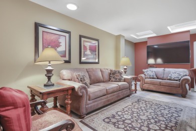 This beautifully updated 2-bedroom + den, 2-bath condo offers on The Lakes Country Club in California - for sale on GolfHomes.com, golf home, golf lot