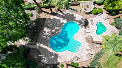 This beautifully updated 2-bedroom + den, 2-bath condo offers on The Lakes Country Club in California - for sale on GolfHomes.com, golf home, golf lot