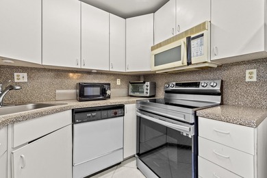 Charming 2-Bedroom, 2-Bathroom Condo in Kings Point, Delray on Kings Point Golf -Flanders Way in Florida - for sale on GolfHomes.com, golf home, golf lot