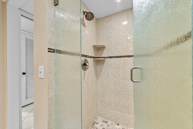 Charming 2-Bedroom, 2-Bathroom Condo in Kings Point, Delray on Kings Point Golf -Flanders Way in Florida - for sale on GolfHomes.com, golf home, golf lot