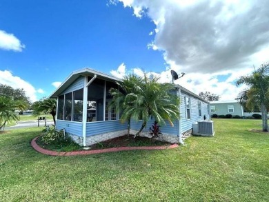 Don't miss this opportunity to own a charming 1988 2-bedroom on Crystal Lake Club in Florida - for sale on GolfHomes.com, golf home, golf lot