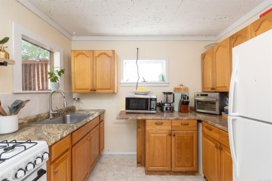 Great Cottage that can be used all year long and located on the on Great Rock Golf Club in New York - for sale on GolfHomes.com, golf home, golf lot