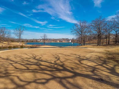Beautifully maintained townhome nestled in a quiet golf course on Greystone Country Club in Arkansas - for sale on GolfHomes.com, golf home, golf lot