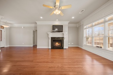 Beautifully maintained townhome nestled in a quiet golf course on Greystone Country Club in Arkansas - for sale on GolfHomes.com, golf home, golf lot