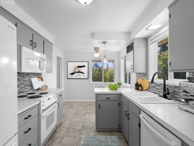 If you're wondering which place to call your own at a 55+ on Senior Estates Golf and Country Club in Oregon - for sale on GolfHomes.com, golf home, golf lot