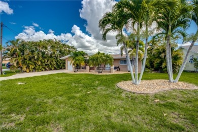 Located in the Pelican area of Southwest Florida, this on Royal Tee Country Club in Florida - for sale on GolfHomes.com, golf home, golf lot