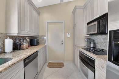 Fabulous 3 bed/2.5 bath single family home with large private on  in Florida - for sale on GolfHomes.com, golf home, golf lot