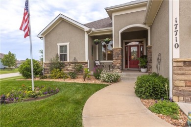TRUE RANCH  LIVE ON ONE LEVEL! Former MODEL HOME: Oak hardwood on Paradise Pointe Golf Complex in Missouri - for sale on GolfHomes.com, golf home, golf lot