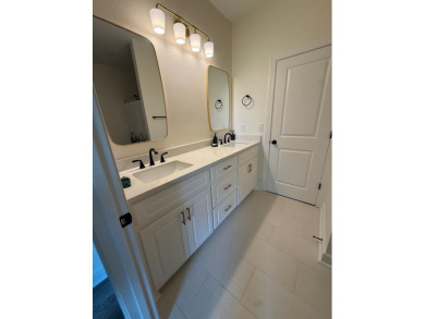 Like new 4-bedroom, 3-bath brick home in the desirable Headland on Headland Country Club in Alabama - for sale on GolfHomes.com, golf home, golf lot