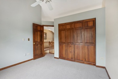 Beautiful light-filled end unit townhouse in a very desirable on Palatine Hills Golf Course in Illinois - for sale on GolfHomes.com, golf home, golf lot