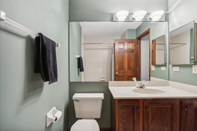 Beautiful light-filled end unit townhouse in a very desirable on Palatine Hills Golf Course in Illinois - for sale on GolfHomes.com, golf home, golf lot