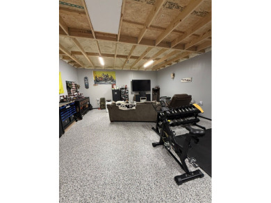 Like new 4-bedroom, 3-bath brick home in the desirable Headland on Headland Country Club in Alabama - for sale on GolfHomes.com, golf home, golf lot
