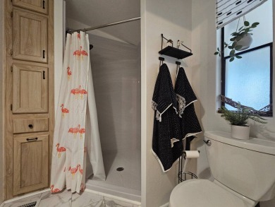Beautifully updated 1BD 1BA home with an AZ room and office nook on Viewpoint Golf Resort in Arizona - for sale on GolfHomes.com, golf home, golf lot