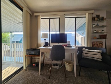 Beautifully updated 1BD 1BA home with an AZ room and office nook on Viewpoint Golf Resort in Arizona - for sale on GolfHomes.com, golf home, golf lot