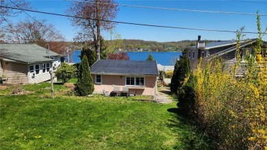 *The Lake House*   Enjoy the Bloomerside community and on Pehquenakonck Country Club in New York - for sale on GolfHomes.com, golf home, golf lot