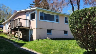 *The Lake House*   Enjoy the Bloomerside community and on Pehquenakonck Country Club in New York - for sale on GolfHomes.com, golf home, golf lot