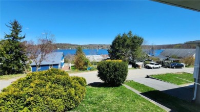 *The Lake House*   Enjoy the Bloomerside community and on Pehquenakonck Country Club in New York - for sale on GolfHomes.com, golf home, golf lot