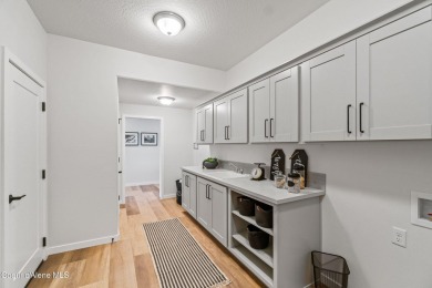 The Magnolia offers a spacious layout with 3598 sqft, 5 bedroom on Prairie Falls Golf Club in Idaho - for sale on GolfHomes.com, golf home, golf lot