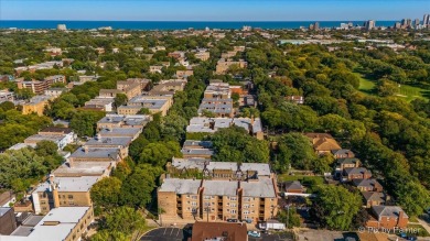 CHARM - VALUE - SPACIOUS 2BR + 2BA AT BREATHTAKING IVY COURT on Robert Black Golf Course in Illinois - for sale on GolfHomes.com, golf home, golf lot