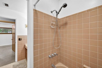 Come see this well-maintained 3-bedroom, 2.5-bath midcentury on Temple Terrace Golf and Country Club in Florida - for sale on GolfHomes.com, golf home, golf lot