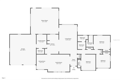 Come see this well-maintained 3-bedroom, 2.5-bath midcentury on Temple Terrace Golf and Country Club in Florida - for sale on GolfHomes.com, golf home, golf lot