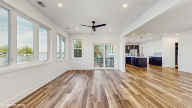 Incredible new Waterfront construction on the ultimate quiet on Chapel Hill Country Club in Illinois - for sale on GolfHomes.com, golf home, golf lot