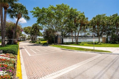 Welcome to Kings Point! This well-kept 1st-floor corner condo on Kings Point Golf -Flanders Way in Florida - for sale on GolfHomes.com, golf home, golf lot