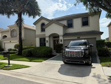 Welcome to this fully renovated-beautifully maintained on Bear Lakes Country Club in Florida - for sale on GolfHomes.com, golf home, golf lot
