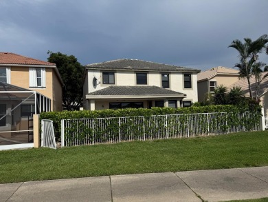 Welcome to this fully renovated-beautifully maintained on Bear Lakes Country Club in Florida - for sale on GolfHomes.com, golf home, golf lot