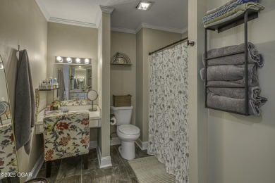 Immaculate Home with Golf Course Views in Loma Linda! This on The Bald Eagle Course At Eagle Creek Golf Club in Missouri - for sale on GolfHomes.com, golf home, golf lot