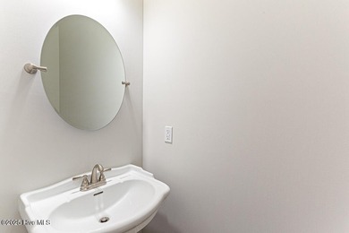 LUXURY LIVING IN PINEHURST #6 - WITH PCC MEMBERSHIP! Take on Pinehurst  No. 6 Golf Course in North Carolina - for sale on GolfHomes.com, golf home, golf lot