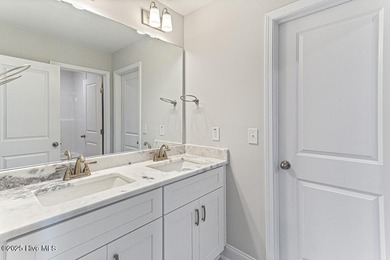 LUXURY LIVING IN PINEHURST #6 - WITH PCC MEMBERSHIP! Take on Pinehurst  No. 6 Golf Course in North Carolina - for sale on GolfHomes.com, golf home, golf lot