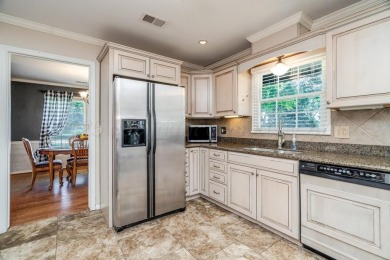 Beautiful 5-bed, 3-bath home in West Hills overlooking Amarillo on Amarillo Country Club in Texas - for sale on GolfHomes.com, golf home, golf lot