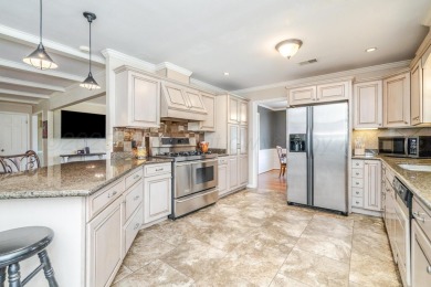 Beautiful 5-bed, 3-bath home in West Hills overlooking Amarillo on Amarillo Country Club in Texas - for sale on GolfHomes.com, golf home, golf lot