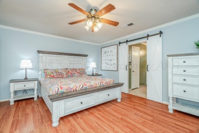 Beautiful 5-bed, 3-bath home in West Hills overlooking Amarillo on Amarillo Country Club in Texas - for sale on GolfHomes.com, golf home, golf lot
