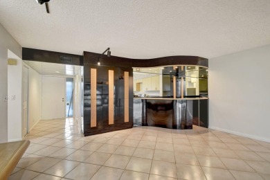 Fantabulous 2nd Floor Condo with Panoramic Lake Views. Option To on Indian Spring Golf and Country Club in Florida - for sale on GolfHomes.com, golf home, golf lot