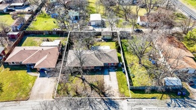 This home is ready for a refresh and packed with opportunity! on Corsicana Country Club in Texas - for sale on GolfHomes.com, golf home, golf lot