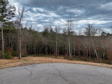 A TRULY SPECIAL LAKEFRONT PROPERTY! Build your dream LAKEFRONT on Old Union Golf Course in Georgia - for sale on GolfHomes.com, golf home, golf lot