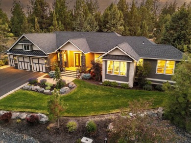 Welcome to this beautifully appointed single-story home nestled on Awbrey Glen Golf Club in Oregon - for sale on GolfHomes.com, golf home, golf lot