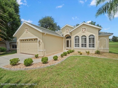 Located in Glen Lakes, this Addison built maintained home is on Glen Lakes Country Club in Florida - for sale on GolfHomes.com, golf home, golf lot