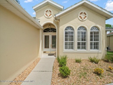 Located in Glen Lakes, this Addison built maintained home is on Glen Lakes Country Club in Florida - for sale on GolfHomes.com, golf home, golf lot