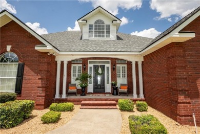 Welcome to this stunning 2,239 sq ft, 3-bedroom, 2-bath brick on Lakeview Golf and Country Club in Georgia - for sale on GolfHomes.com, golf home, golf lot