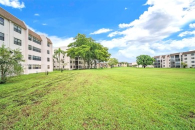 Spacious 2-bedroom, 2-bath condo in sought-after Sunrise Lakes! on Sunrise Lakes Phase IV Golf Course in Florida - for sale on GolfHomes.com, golf home, golf lot