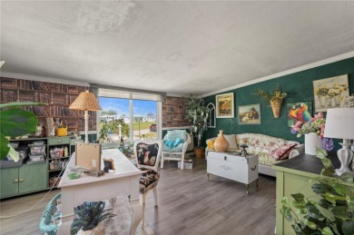 Under contract-accepting backup offers. Perfectly Located with on  in Florida - for sale on GolfHomes.com, golf home, golf lot