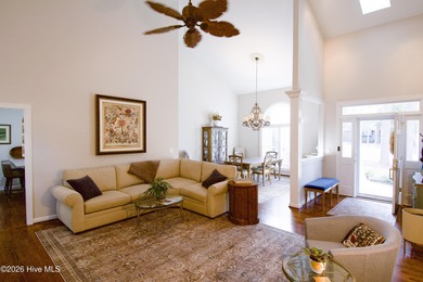 This is a move-in-ready single level cottage home with on Pinehurst Resort and Country Club in North Carolina - for sale on GolfHomes.com, golf home, golf lot