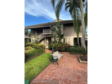 RARE FIRST FLOOR GROUND LEVEL 2 BDRM 2 BATH SPLIT PLAN Condo on Boca West Golf and Country Club in Florida - for sale on GolfHomes.com, golf home, golf lot