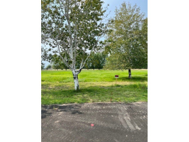 Excellent and rare Arrow Hill building lot that borders the golf on Hamilton Golf Club in Montana - for sale on GolfHomes.com, golf home, golf lot